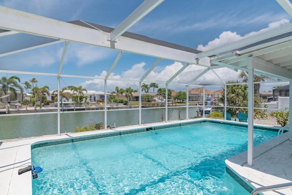 Mermaid Manor; Waterfront With Direct Ocean Access And Private Heated Pool มาร์โกไอส์แลนด์ ภายนอก รูปภาพ